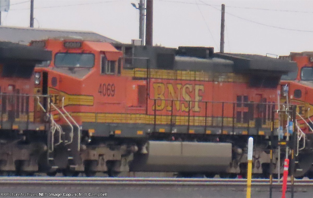 BNSF 4069